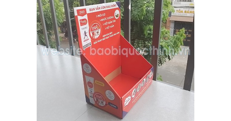 Kệ giấy carton trưng bày dược phẩm - hinh 04